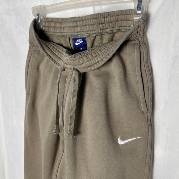 3/$20 💥 Vintage Nike 90’s Tan Athletic Cotton Sweatpants - Picture 11 of 15
